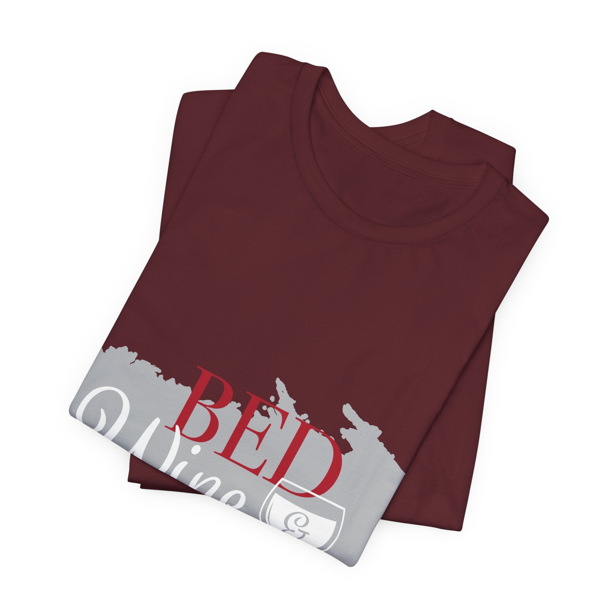 Bed Wine & Blue Tee – Patriotic Relaxation Graphic Shirt