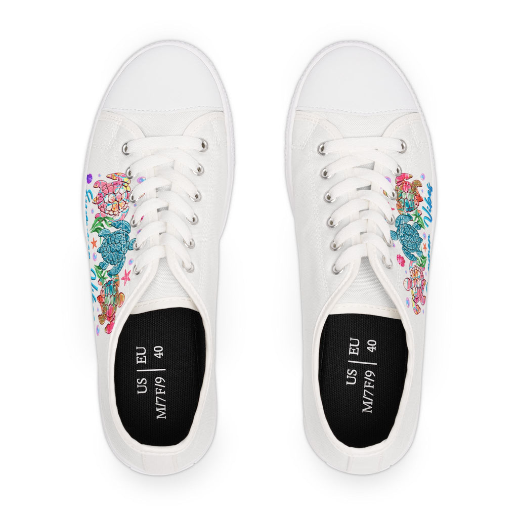 Low Top Sneakers Summer Vibes