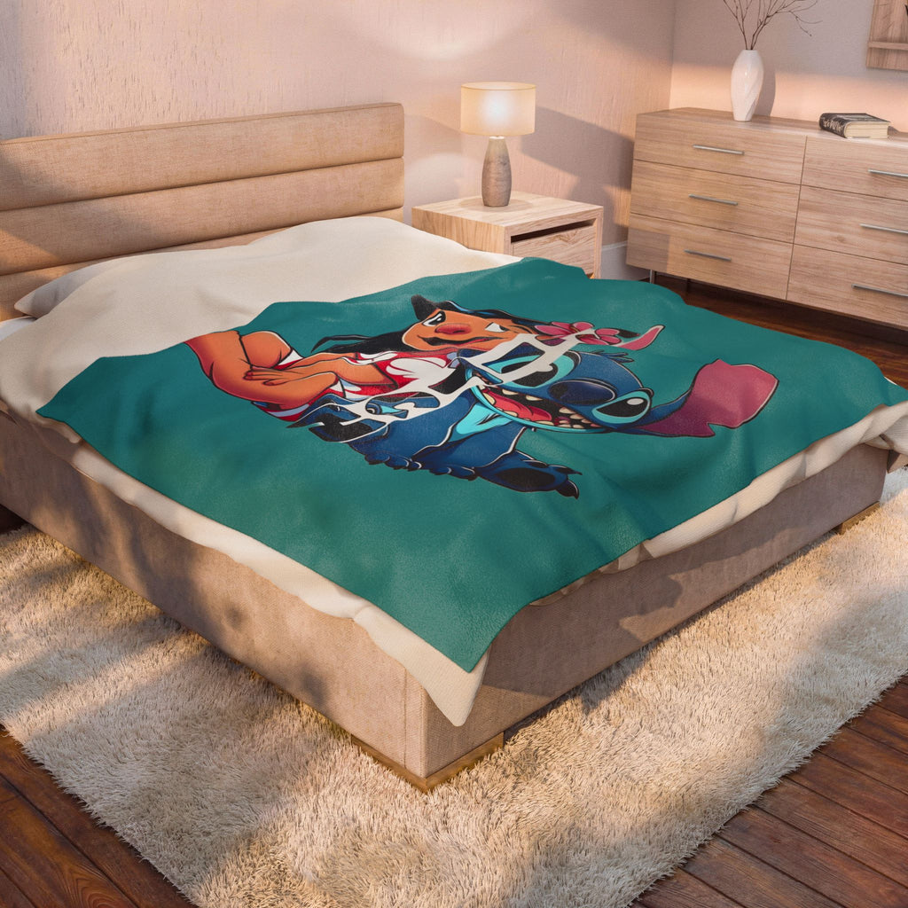 Lilo & Stitch Velveteen Plush Blanket – Cute Cartoon Disney Throw
